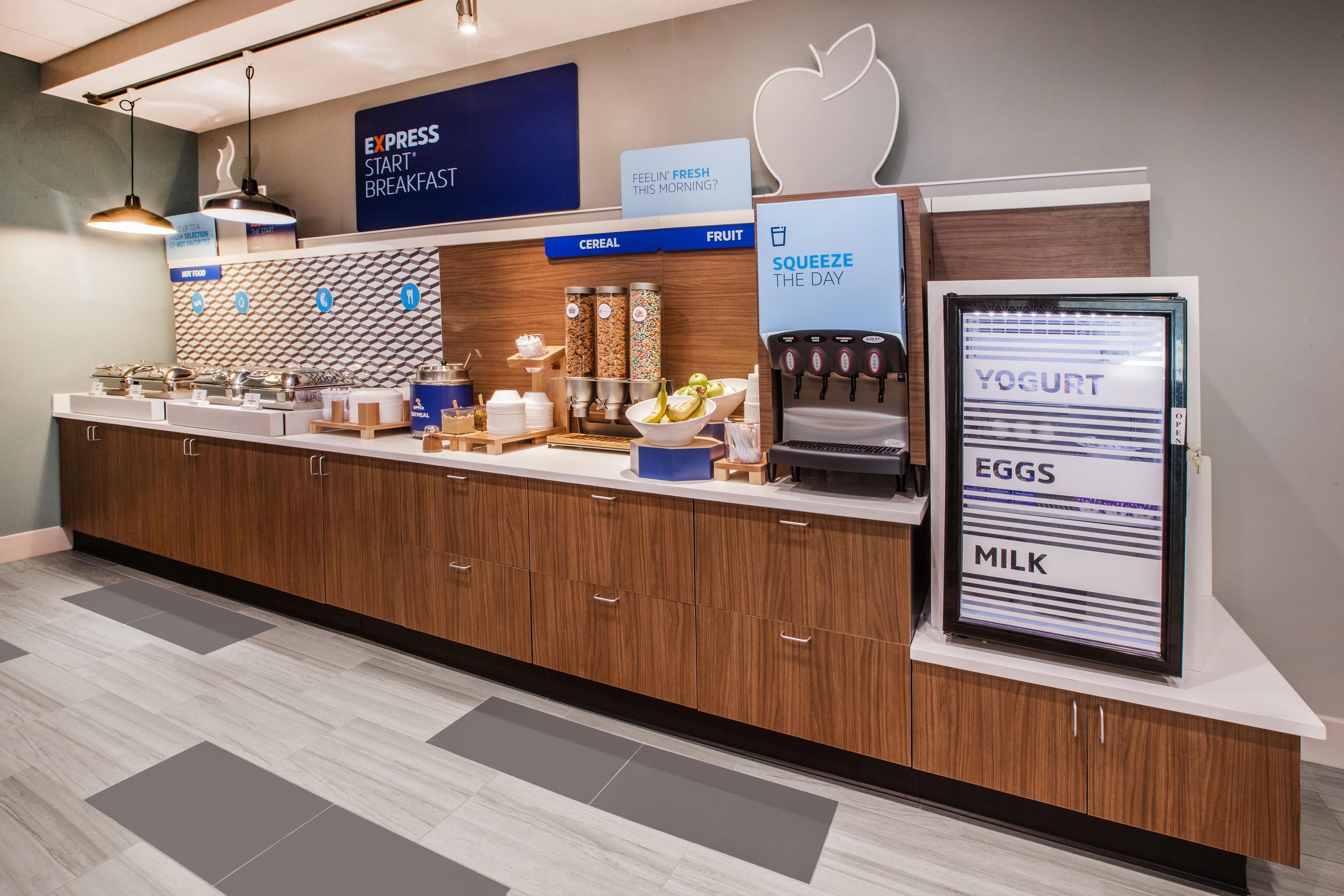 Holiday Inn Express Hotel & Suites Cleveland - Ms By Ihg Dış mekan fotoğraf