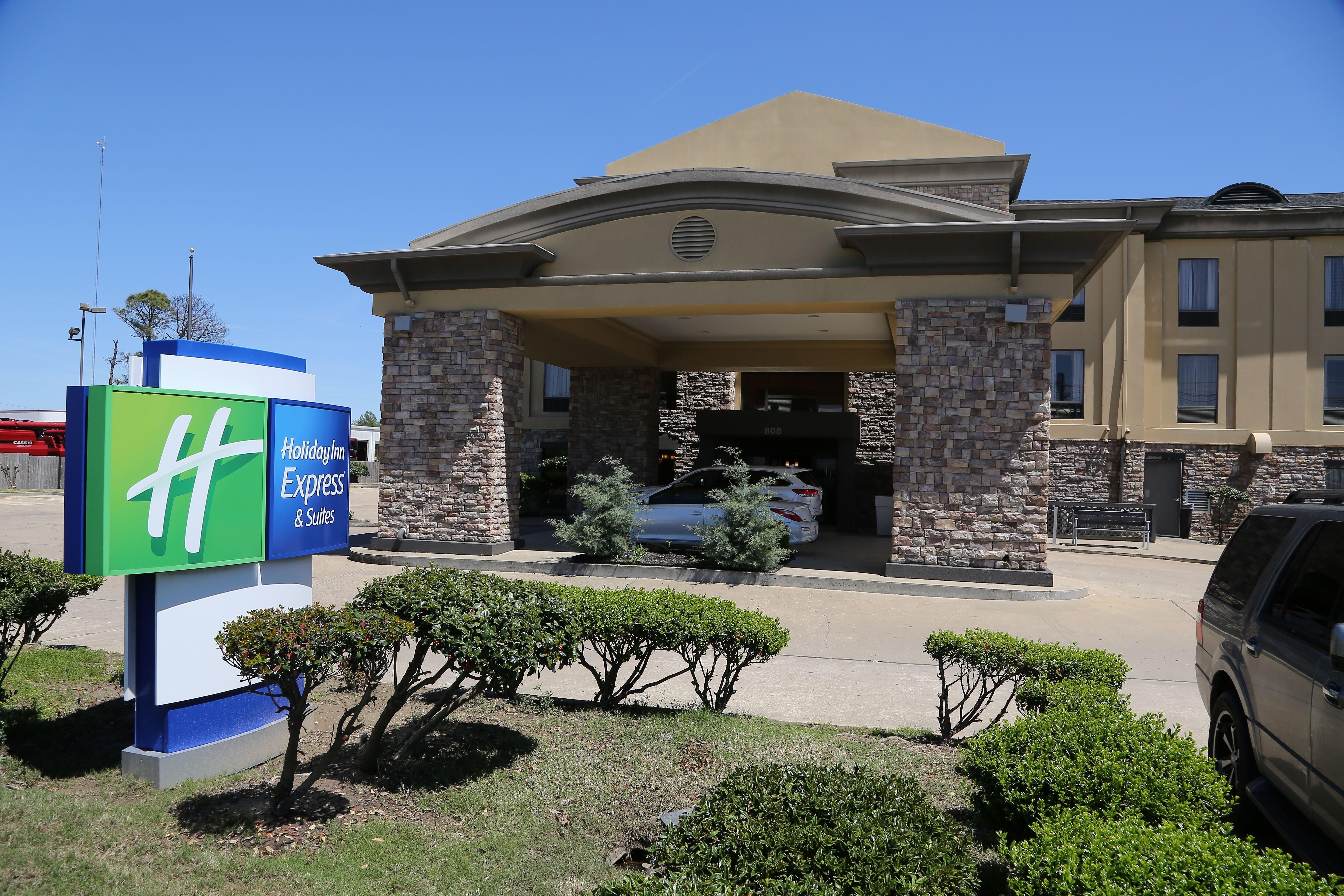 Holiday Inn Express Hotel & Suites Cleveland - Ms By Ihg Dış mekan fotoğraf